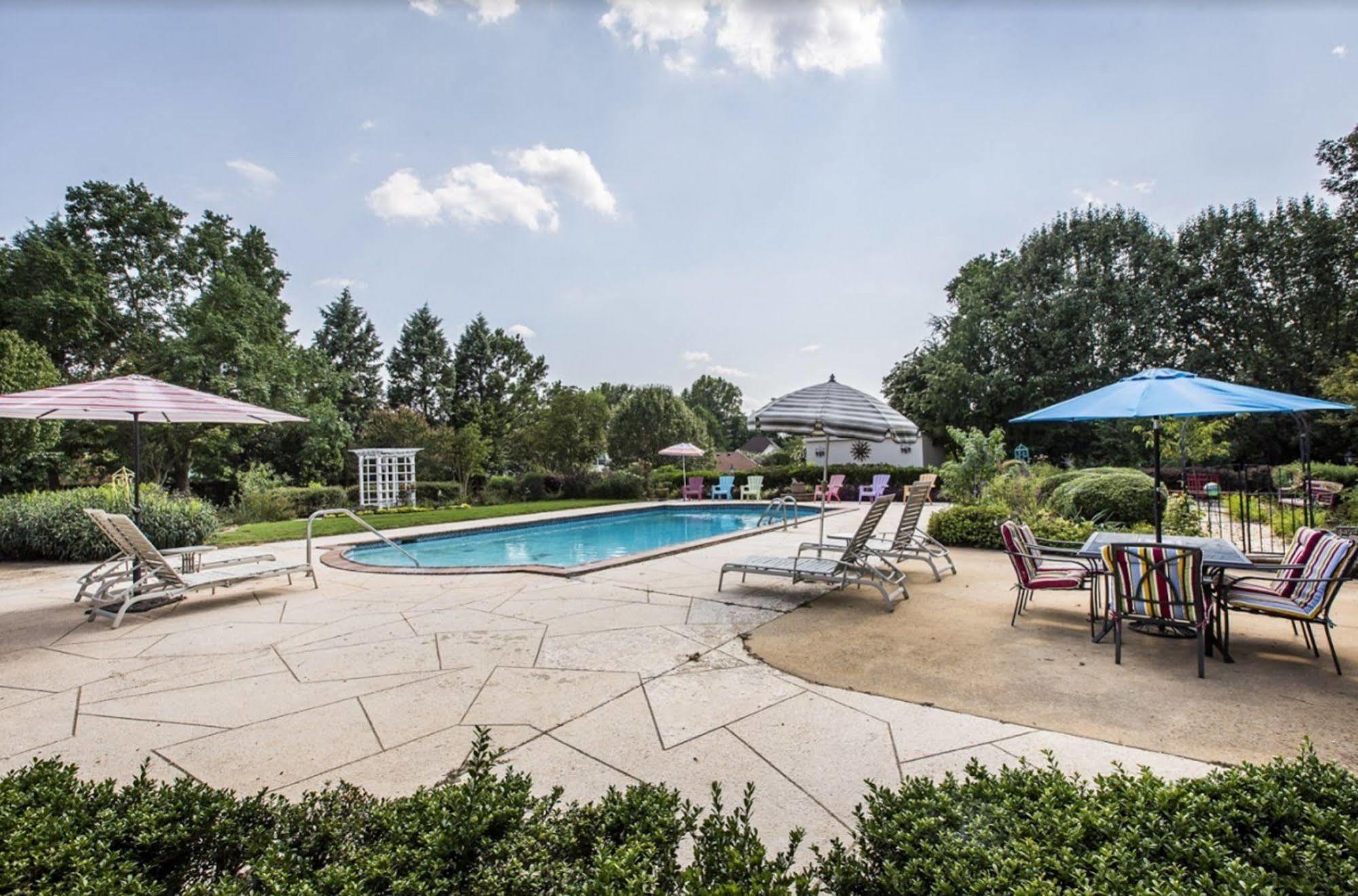 Matthews Manor Bed & Breakfast Luaran gambar